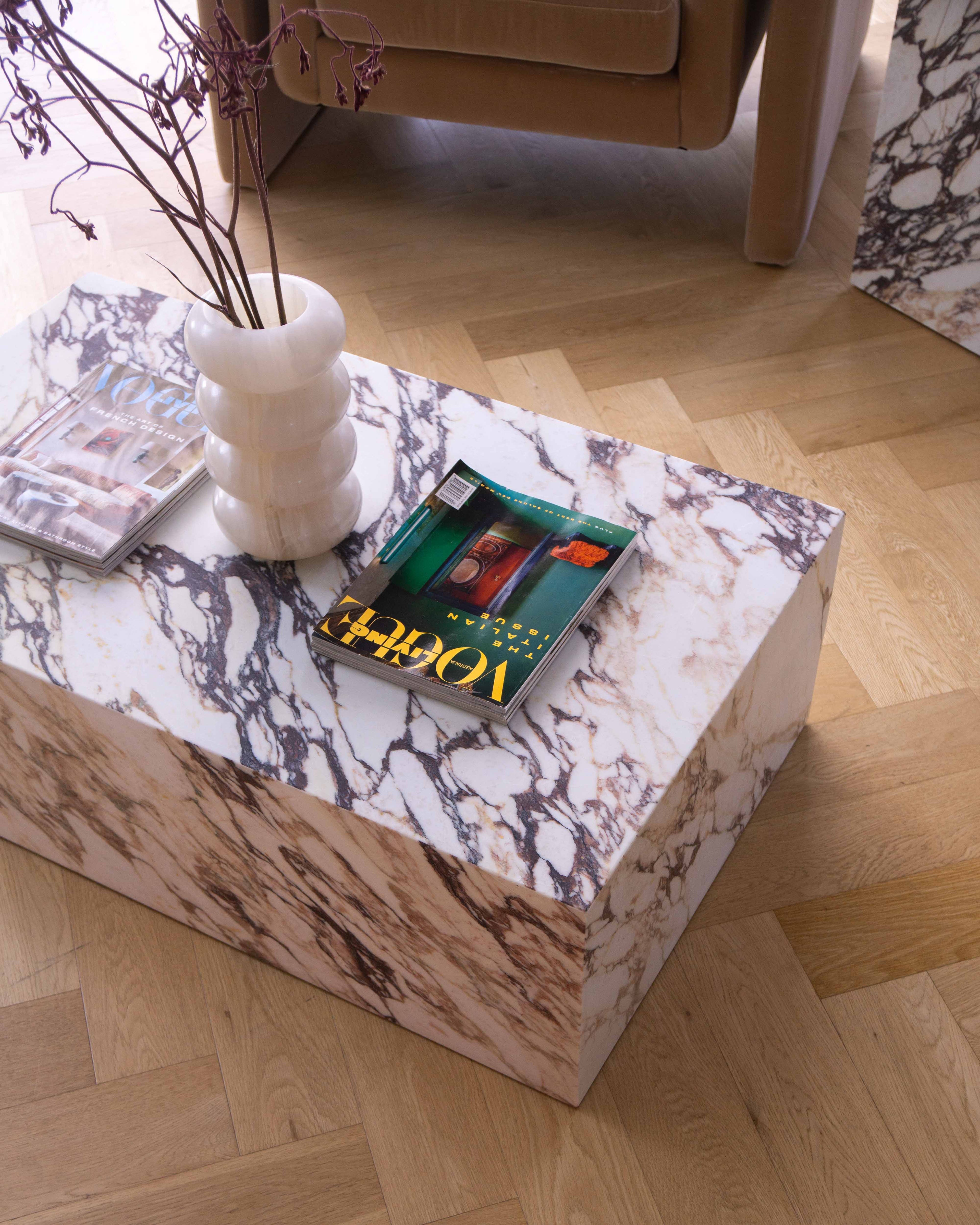 PLINTH M